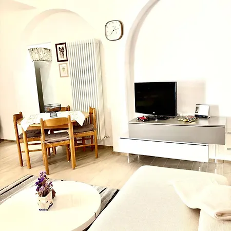 Casa In Centro Con Giardino Imola